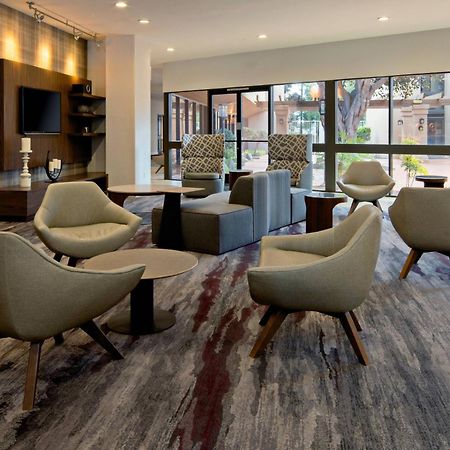 Courtyard By Marriott Oxnard/Ventura Hotell Exteriör bild