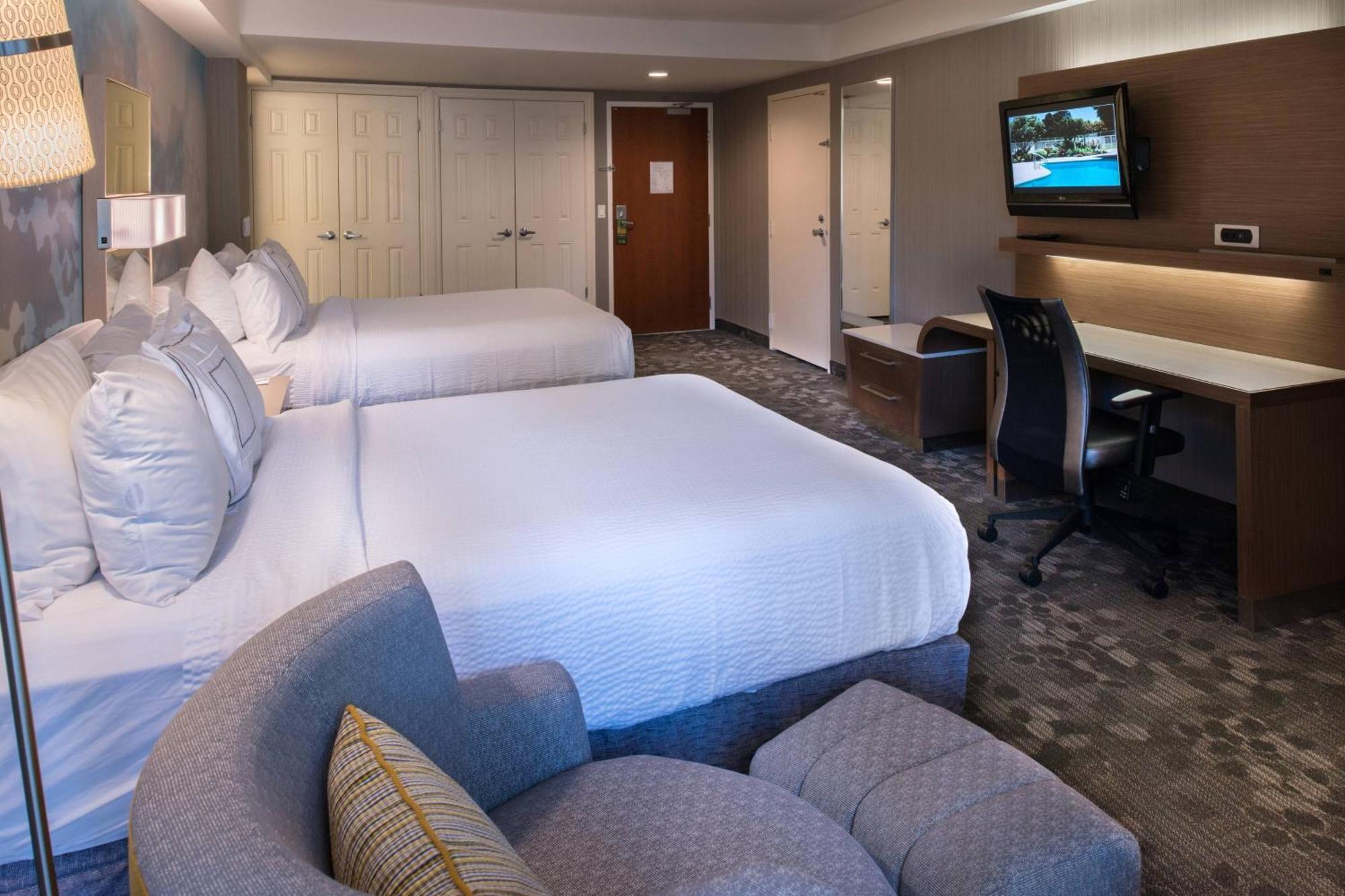 Courtyard By Marriott Oxnard/Ventura Hotell Exteriör bild