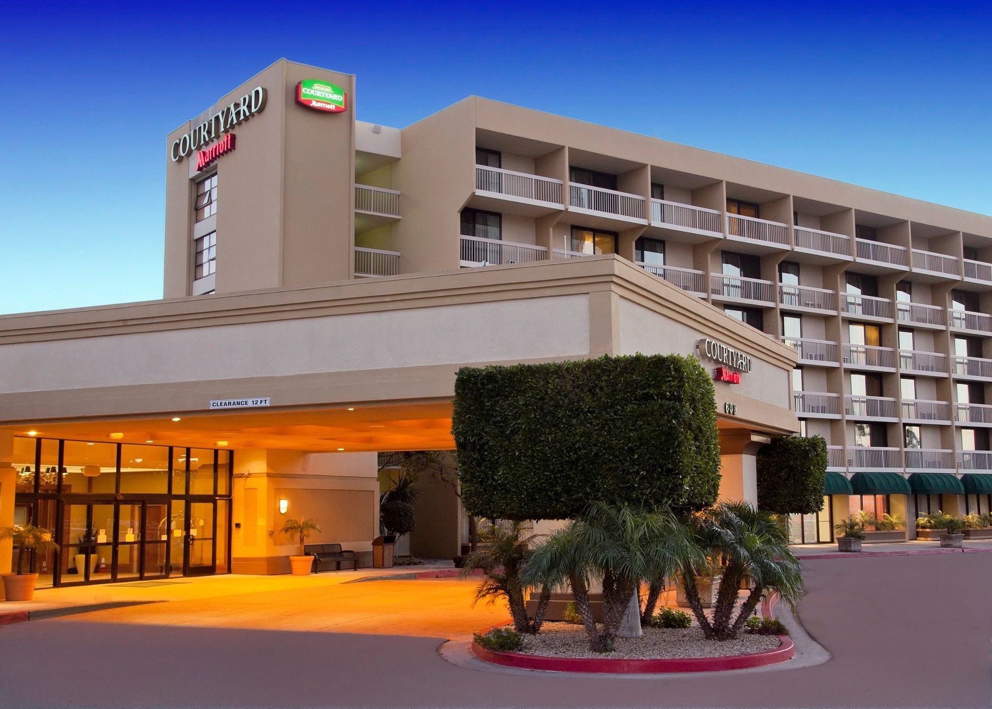Courtyard By Marriott Oxnard/Ventura Hotell Exteriör bild