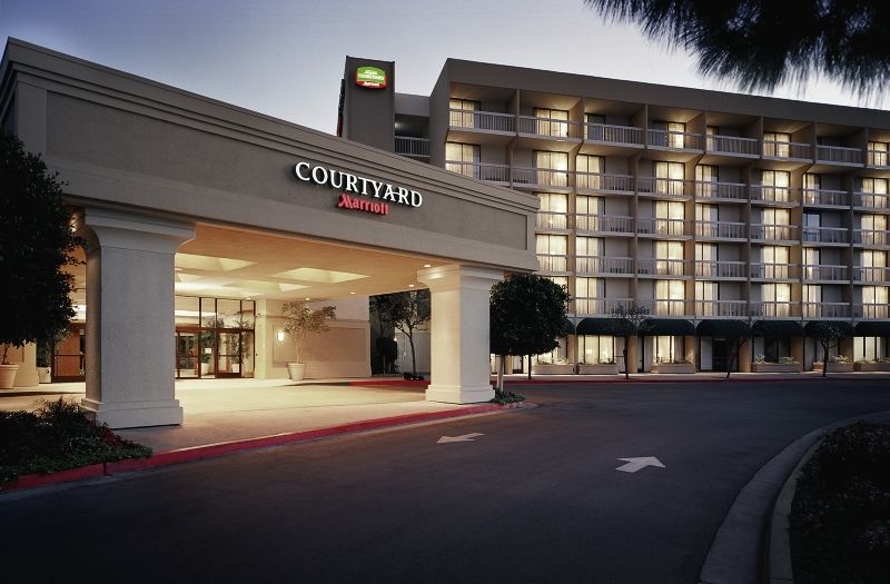 Courtyard By Marriott Oxnard/Ventura Hotell Exteriör bild