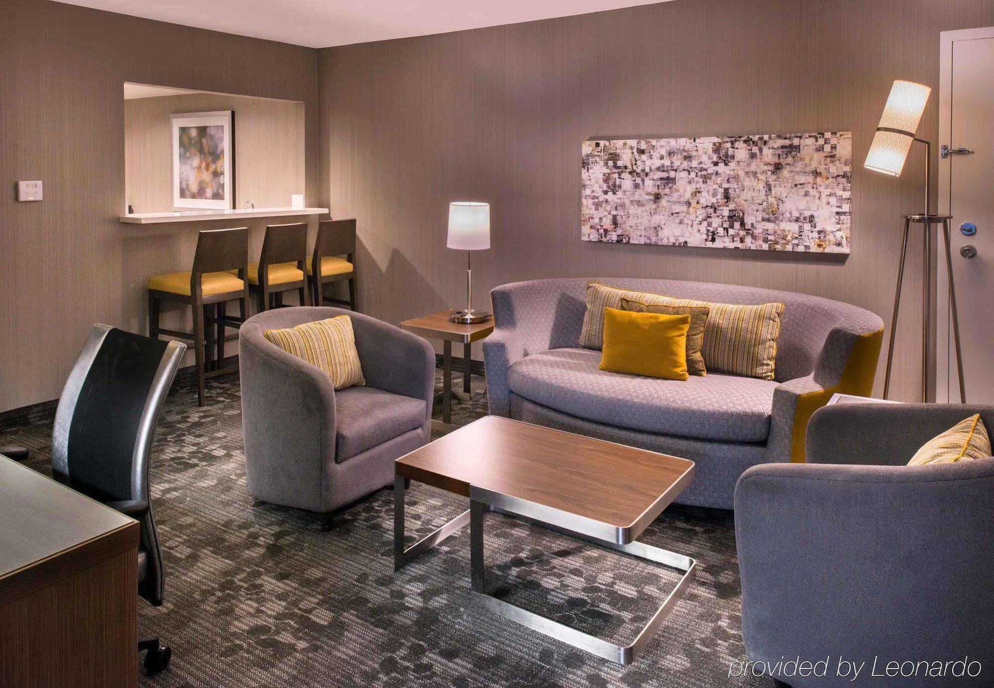 Courtyard By Marriott Oxnard/Ventura Hotell Exteriör bild