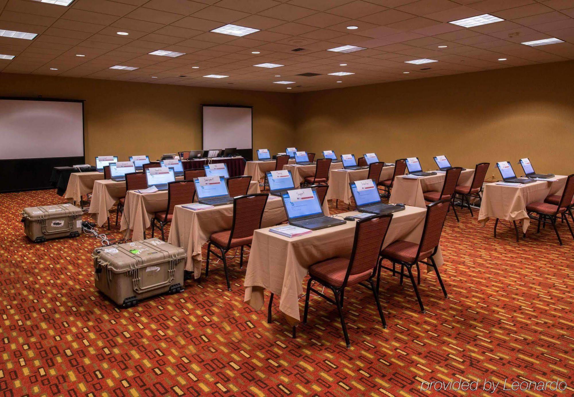 Courtyard By Marriott Oxnard/Ventura Hotell Exteriör bild