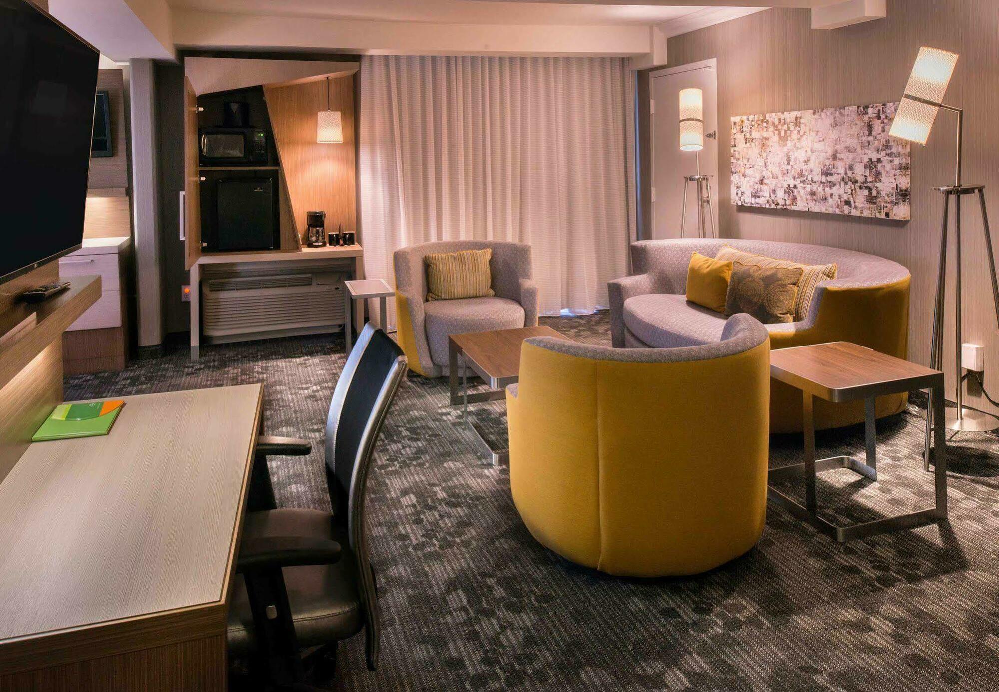 Courtyard By Marriott Oxnard/Ventura Hotell Exteriör bild