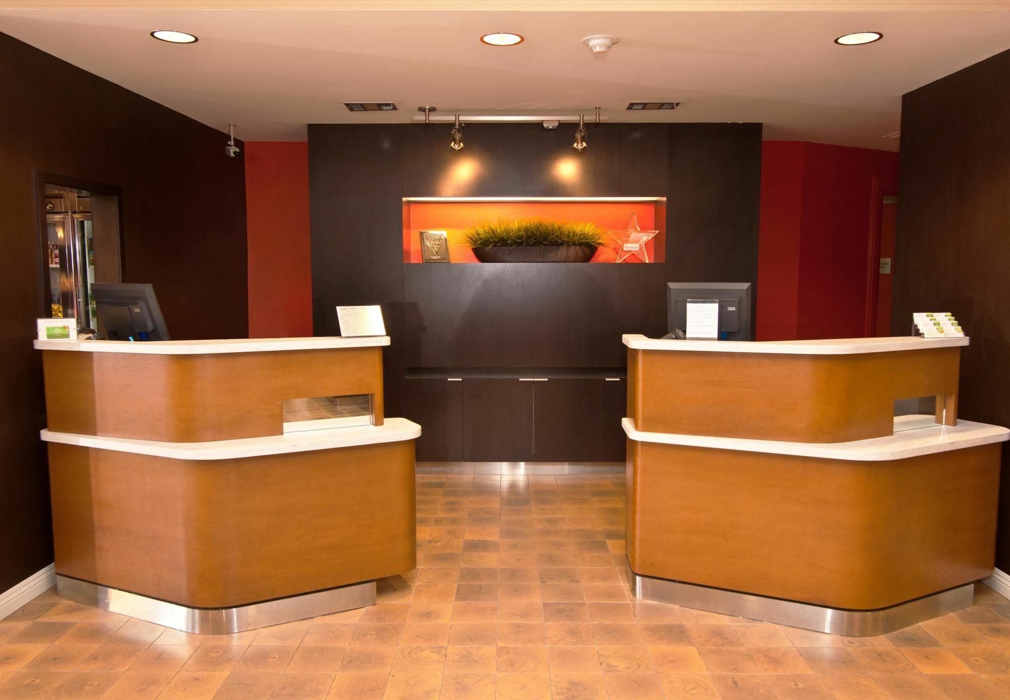 Courtyard By Marriott Oxnard/Ventura Hotell Exteriör bild