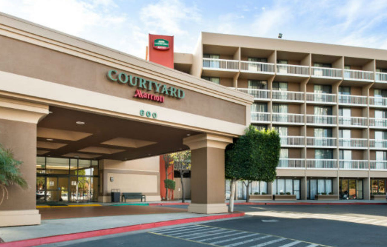 Courtyard By Marriott Oxnard/Ventura Hotell Exteriör bild